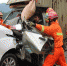 两车相撞致两男子被困 广西桂林消防紧急救援 - 消防网