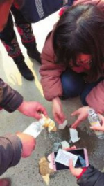 艺考完学生取自己手机被喷辣椒水 校方:怕踩踏 - 中国日报网