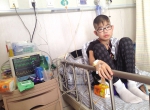 14岁“蓝嘴唇”男孩等待换肺 多方捐款伸出援手 - 中国日报网