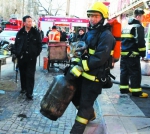 烧烤店着火 吉林消防员救出6名被困者 - 消防网