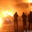 橡胶厂起火火光冲天威胁毗邻 乌鲁木齐消防排险 - 消防网