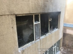 居民楼3楼起火两人被困 延吉特勤消防成功施救 - 消防网