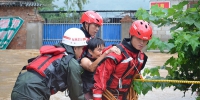 暴雨致村庄被淹 广西消防安全救援转移16人 - 消防网