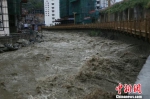 四川遭遇暴雨袭击 紧急疏散200余民众 - 消防网