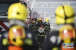 宁夏消防开展大型石油化工企业灭火救援演练 - 消防网