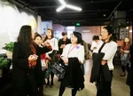 香港天津工商业妇女委员会来津访问 - 妇联