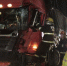 两货车相撞司机被困 浙江金华消防破拆救援 - 消防网