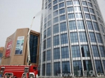 哈密消防开展高层建筑灭火演练 练实战为打赢 - 消防网