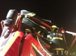 凌晨两货车追尾 重庆江北消防破拆营救被困司机 - 消防网