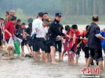 四川一水电站放水致河水猛涨 小学师生800余人获救 - 消防网