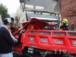 重庆合川三轮车变道逆行致祸 消防驰援 - 消防网