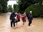 洪流滚滚 四川成都消防逆流而上投入抗洪抢险 - 消防网